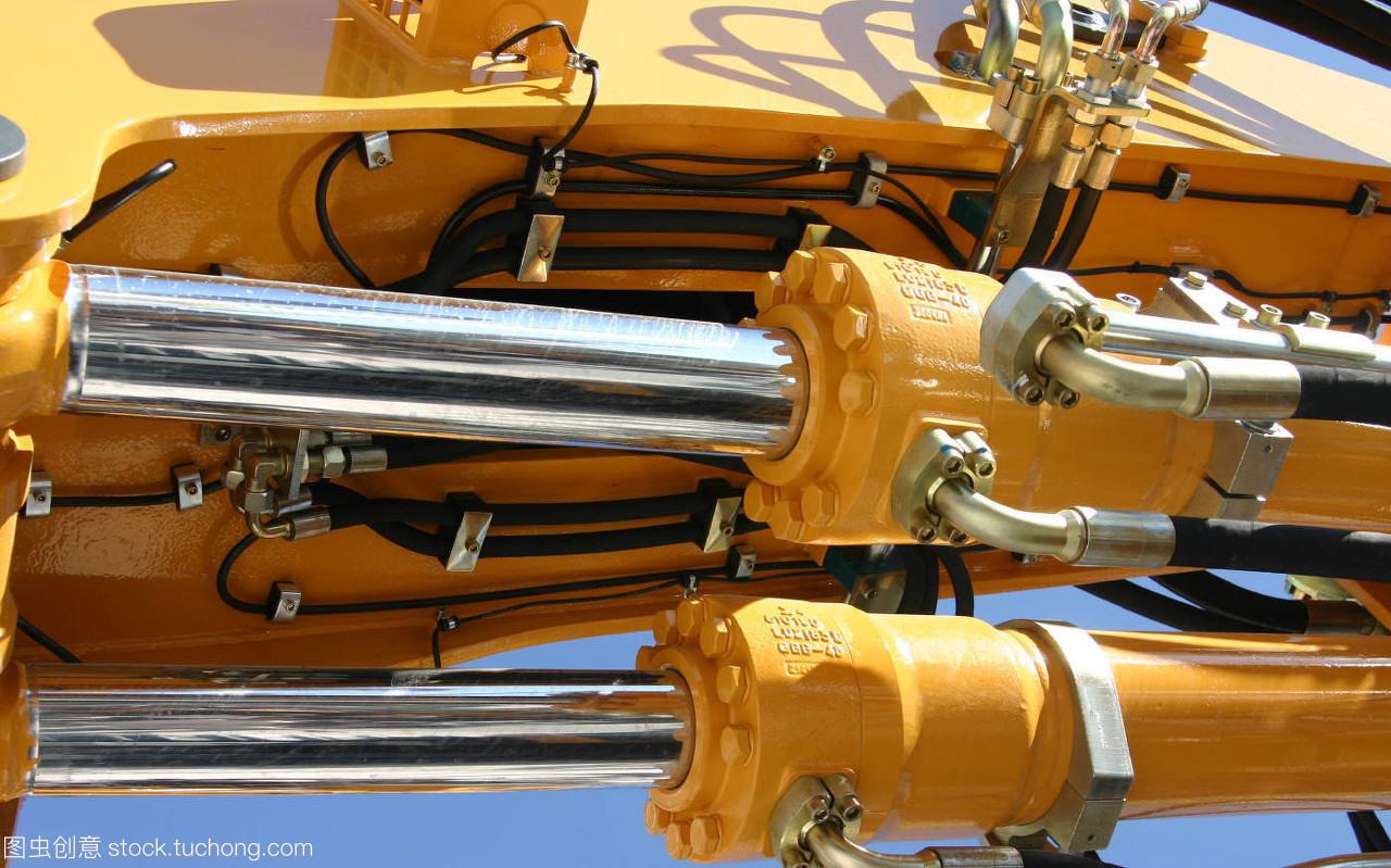 工程學(xué),engineering,引擎,engine,駕駛,drive,馬達,Motor,水力學(xué),hydraulics,挖泥船,dredger,building machine,控制,control,mechanical engineering,hydraulic cylinder,piloting,黃色,yellow,圓筒,cylinder,Panther